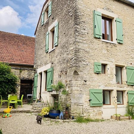 Rue De La Tour Du Pin Villa Fontaine-Française Kültér fotó